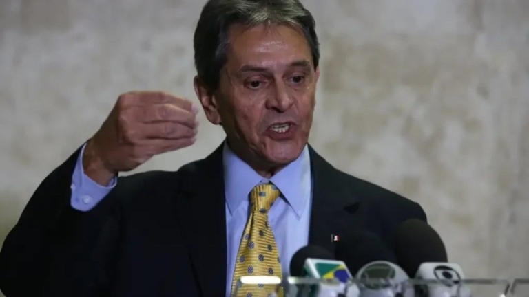 Agência Brasil PGR defende manter prisão de Roberto Jefferson
