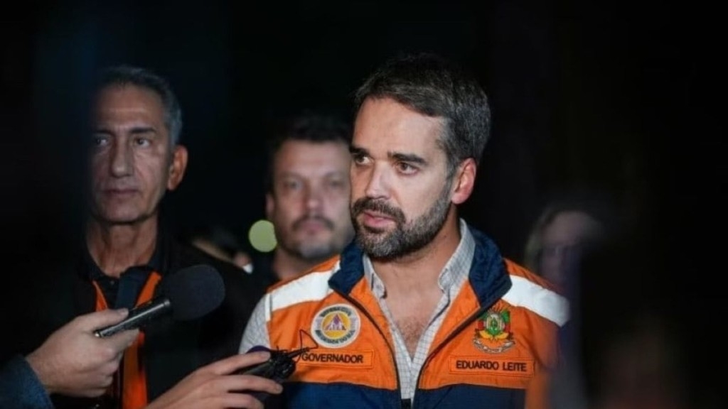 Caio Barbieri Filiado ao PSDB, Eduardo Leite vê crescimento do centro após eleições na França Caio Barbieri Filiado ao PSDB, Eduardo Leite vê crescimento do centro após eleições na França