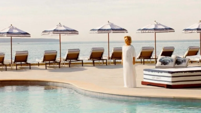 Beatriz Lima Leal Alberta Ferretti faz takeover em Mallorca