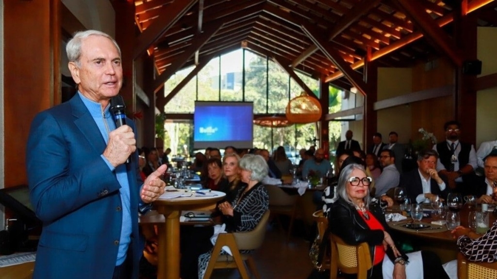 Redação GPS Paulo Octávio e Rogério Marinho fazem palestra em almoço empresarial Redação GPS Paulo Octávio e Rogério Marinho fazem palestra em almoço empresarial