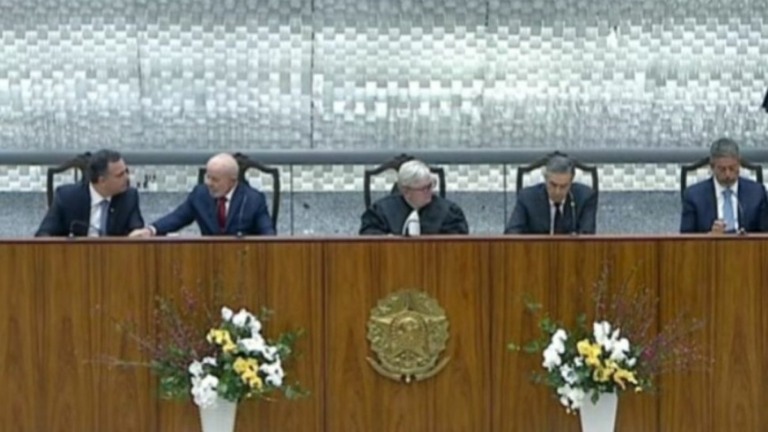 Caio Barbieri De ikebanas a homenagens: Herman Benjamin toma posse como presidente do STJ