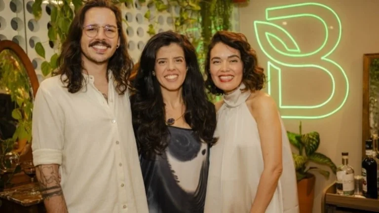 Pedro Reis Coquetel marca inauguração do salão Bioma em Brasília