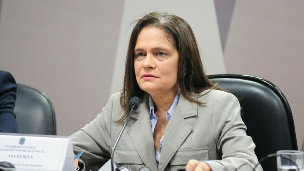 Caio Barbieri CLDF concede tÃtulo de Cidadã Honorária para a jornalista Ana Dubeux Caio Barbieri CLDF concede tÃtulo de Cidadã Honorária para a jornalista Ana Dubeux