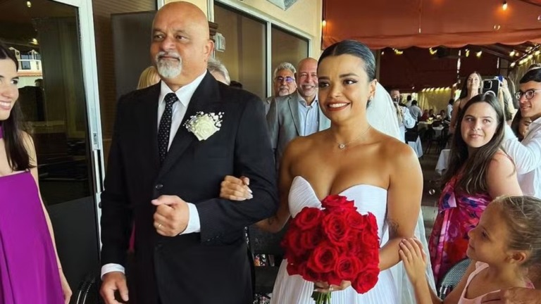 Sobrinha de Ivete Sangalo se casa no Estados Unidos e mãe se declara: ‘Amor’ Sobrinha de Ivete Sangalo se casa no Estados Unidos e mãe se declara: ‘Amor’
