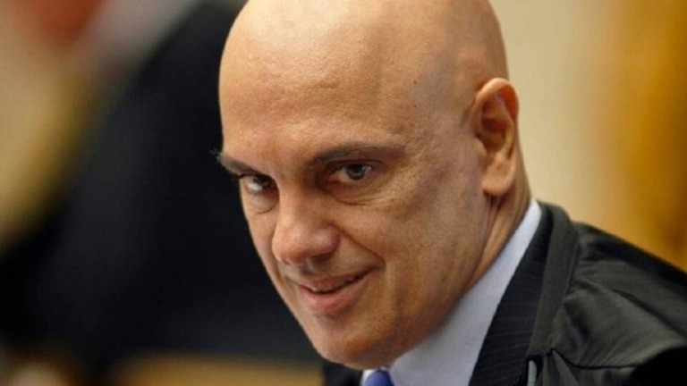 Redação GPS Moraes quebra sigilo do áudio de Bolsonaro e Ramagem sobre “rachadinhas”