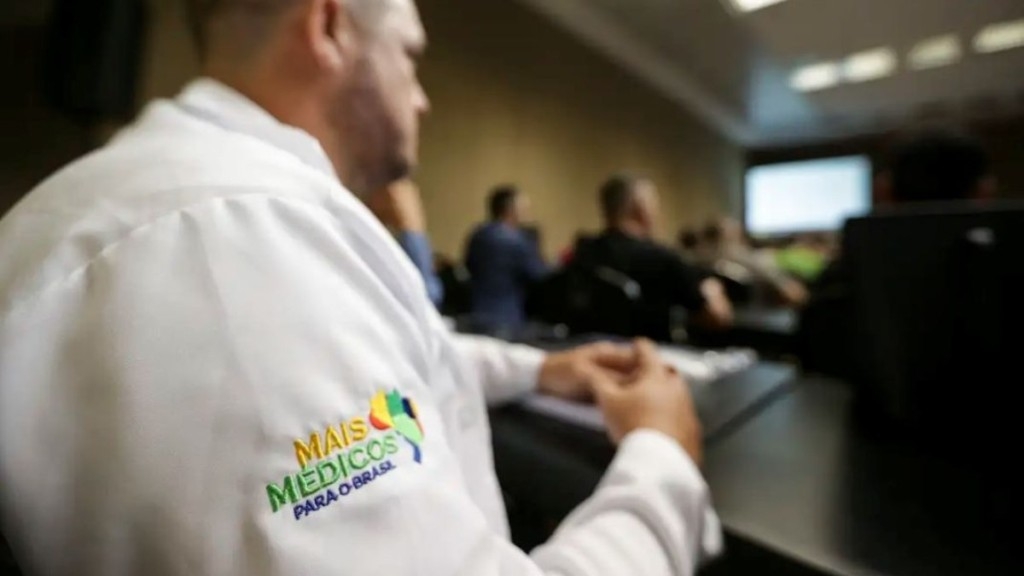 Agência Brasil Saúde reajusta bolsa do Mais Médicos em 8,4% Agência Brasil Saúde reajusta bolsa do Mais Médicos em 8,4%