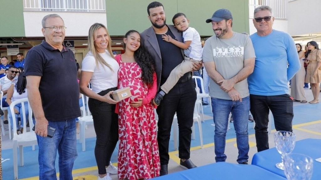 Agência BrasÃlia GDF ultrapassa a marca de 8 mil imóveis entregues à população de baixa renda Agência BrasÃlia GDF ultrapassa a marca de 8 mil imóveis entregues à população de baixa renda