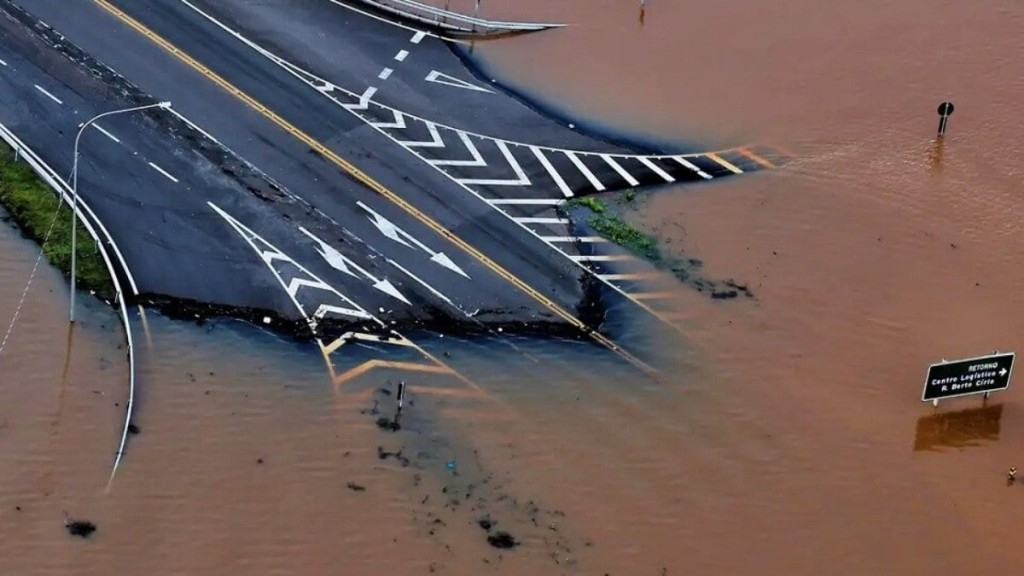 Redação GPS Aeroporto de Porto Alegre vai retomar embarques e desembarques em julho Redação GPS Aeroporto de Porto Alegre vai retomar embarques e desembarques em julho