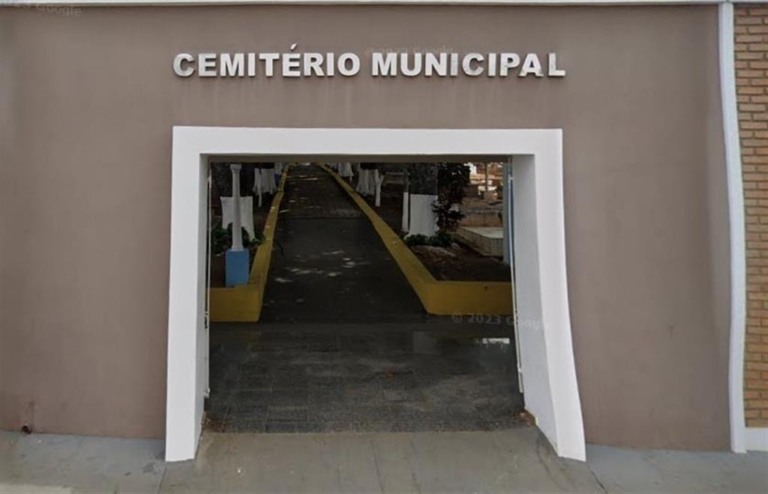 Relato de perdas: furtos de peças de metal no cemitério de Vera Cruz chegam à polícia