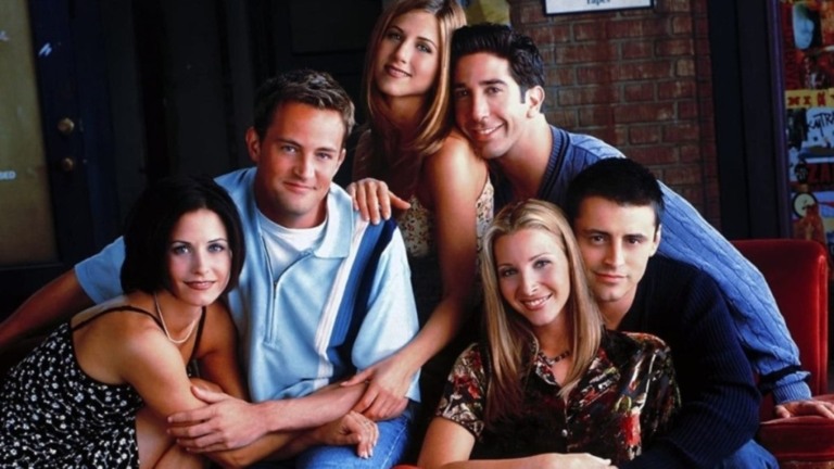 Emanuelly Fernandes Jennifer Aniston se diz grata por Friends ter sido antes das redes sociais