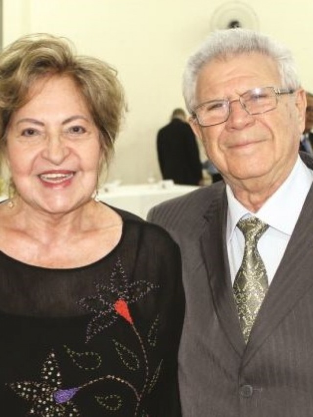 Médico Darcy Caval com a esposa, Laura