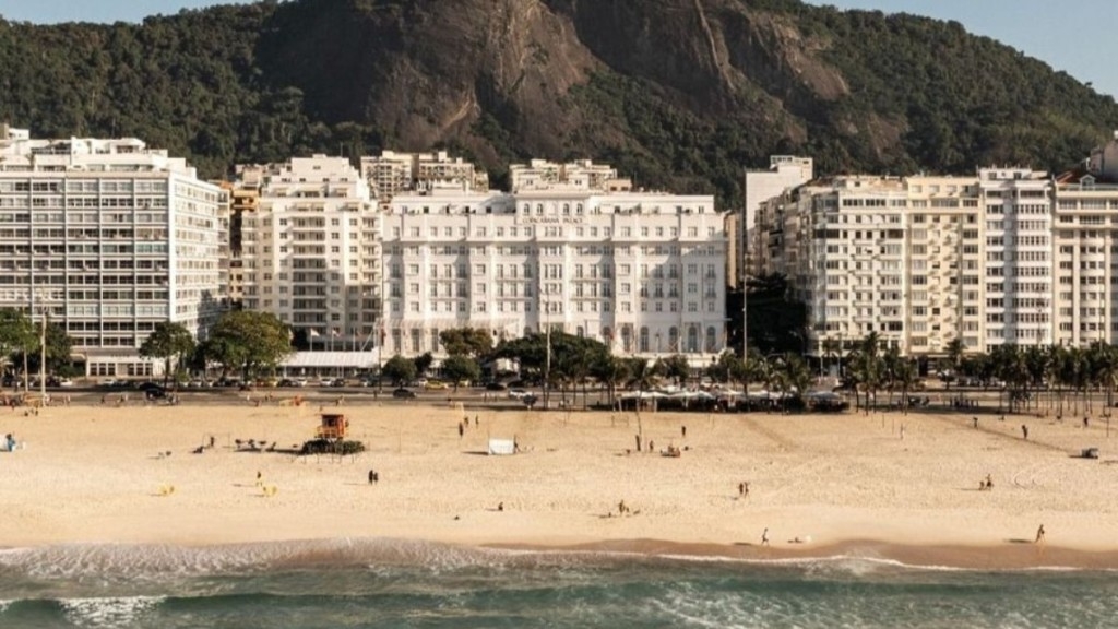 Redação GPS Por dentro da suíte do Copacabana Palace, eleita a melhor da América do Sul Redação GPS Por dentro da suíte do Copacabana Palace, eleita a melhor da América do Sul