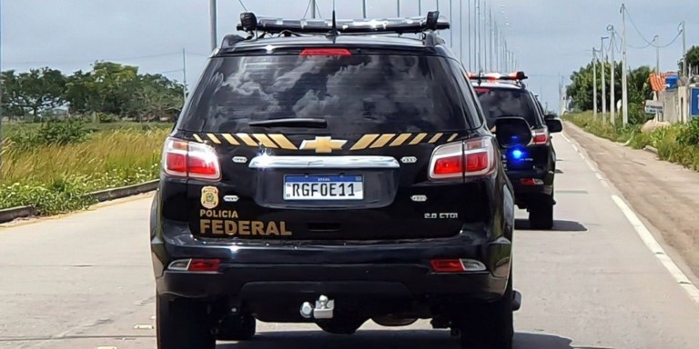 © Polícia
