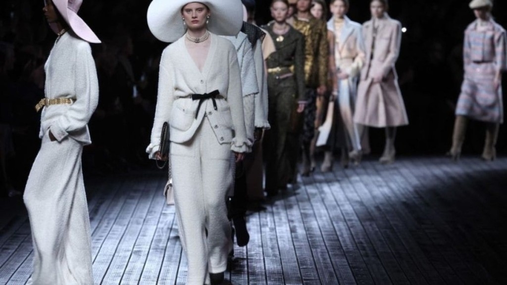 Theodora Zaccara Sem filtro: a coluna comenta as últimas jogadas do universo fashion Theodora Zaccara Sem filtro: a coluna comenta as últimas jogadas do universo fashion