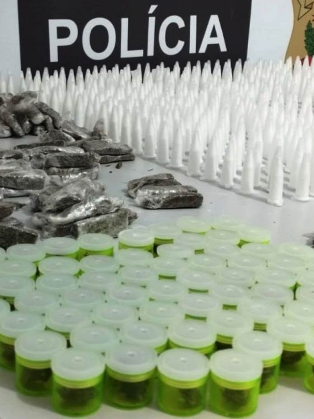 Polícia Civil apreende 1.091 porções de cocaína, maconha e skunk em Marília